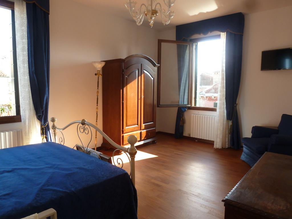 B&B La Terrazza Dei Miracoli Venise Chambre photo
